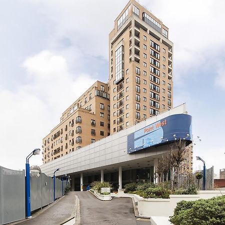 לונדון Point West Apartments מראה חיצוני תמונה