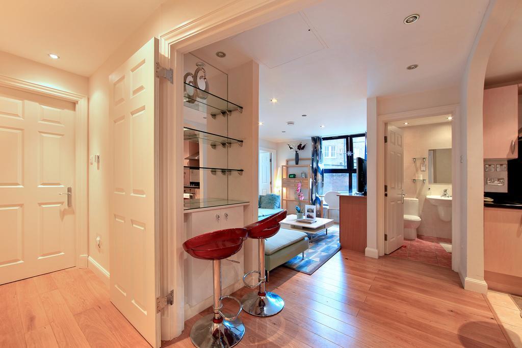 לונדון Point West Apartments מראה חיצוני תמונה