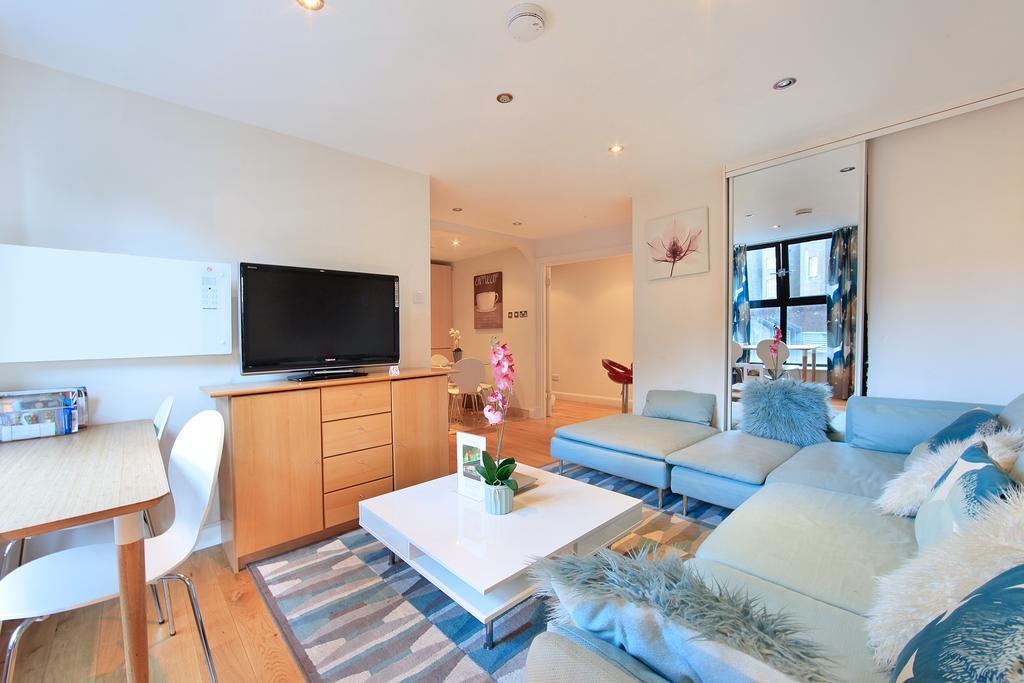 לונדון Point West Apartments מראה חיצוני תמונה
